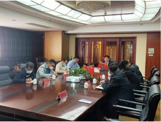 兗州中材黨委委員、副總經(jīng)理顏景祥到河南片區(qū)黨支部講授專題黨課